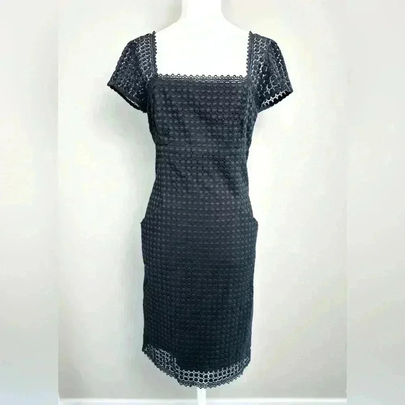 MILLY Women's Floral Eyelet Sheath Dress Mini Black Short Sleeve 6 - Picture 1 of 6